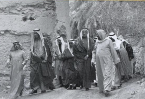 صوره نادرة لخادم الحرمين الشريفين الملك سلمان بن عبدالعزيز وعبدالرحمن بن صالح العبداللطيف